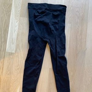 Blanqi Maternity Leggings (used) size M